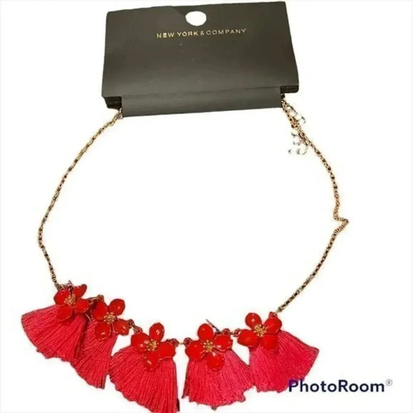 New York Company Necklace - Picture 1 of 4